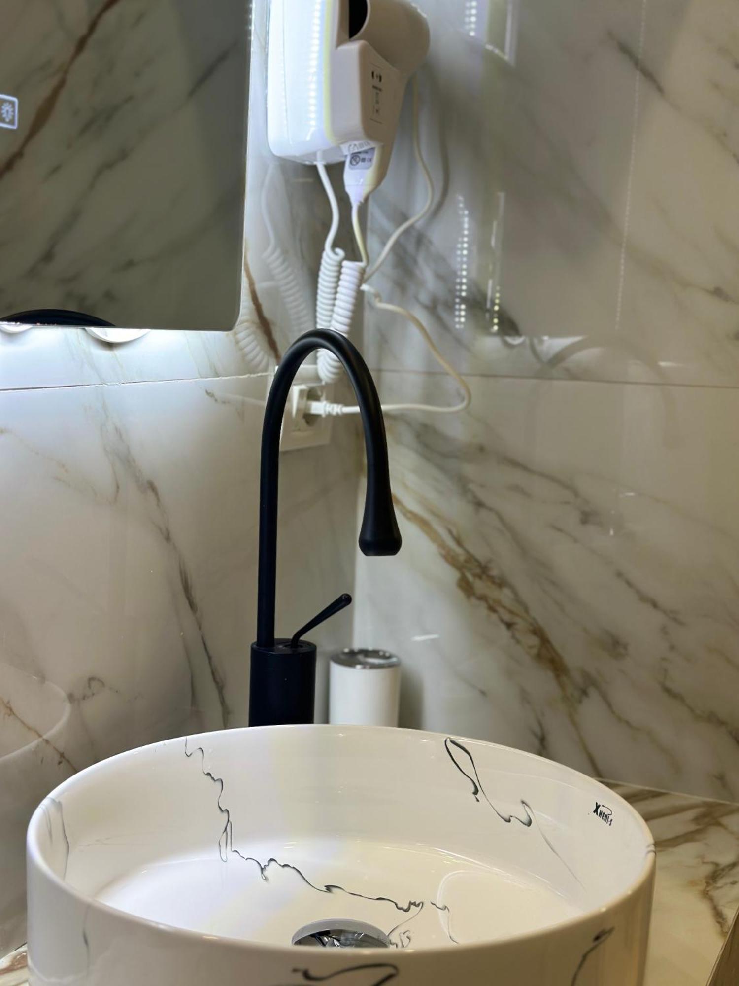 Troy Aparthotel ドゥラス エクステリア 写真